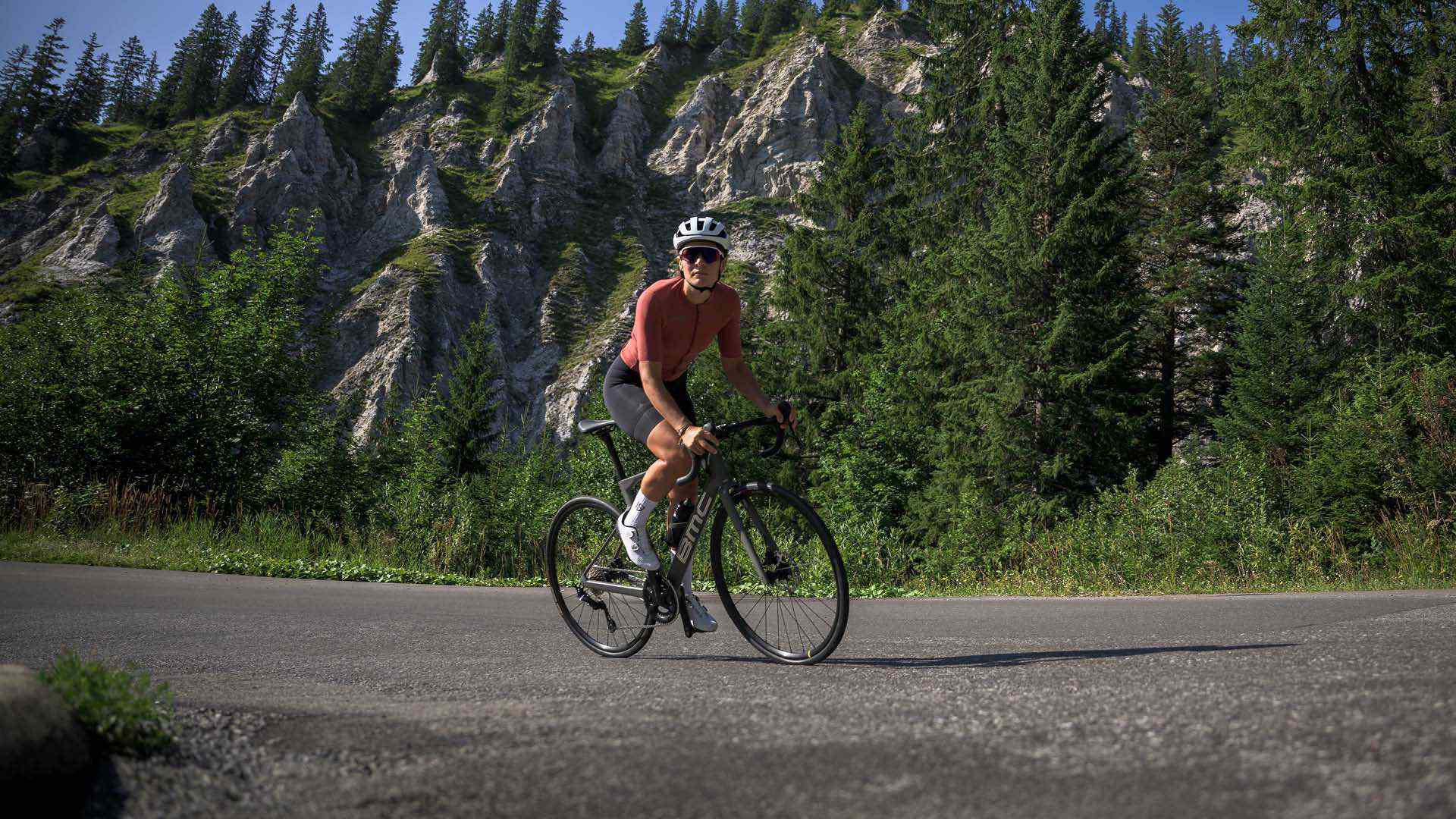 VELO 2025